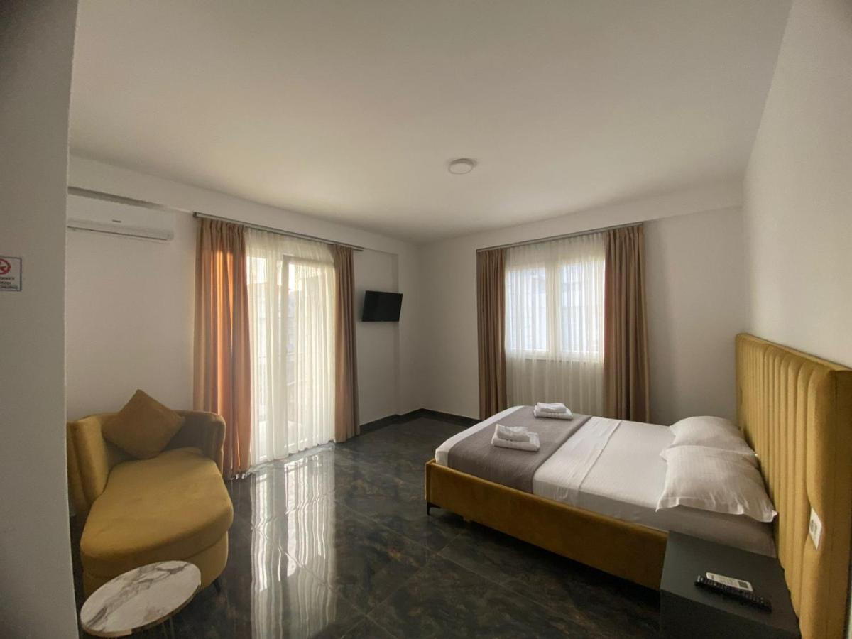 Leodori 3 Suites Shengjin Ngoại thất bức ảnh