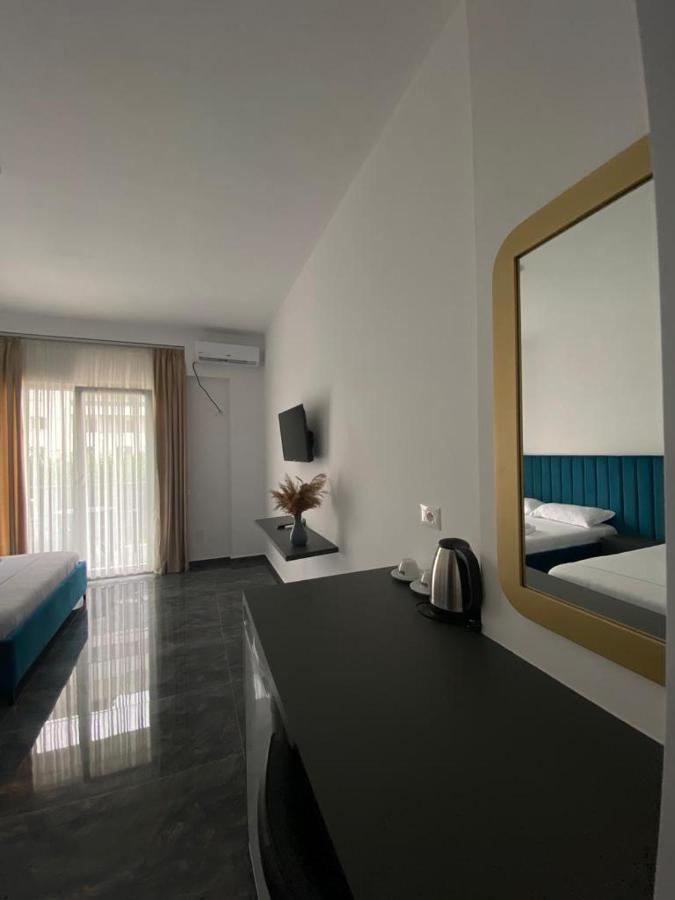 Leodori 3 Suites Shengjin Ngoại thất bức ảnh